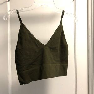 Green v-neck cropped tank